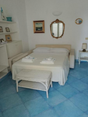 VILLETTA NUIDA